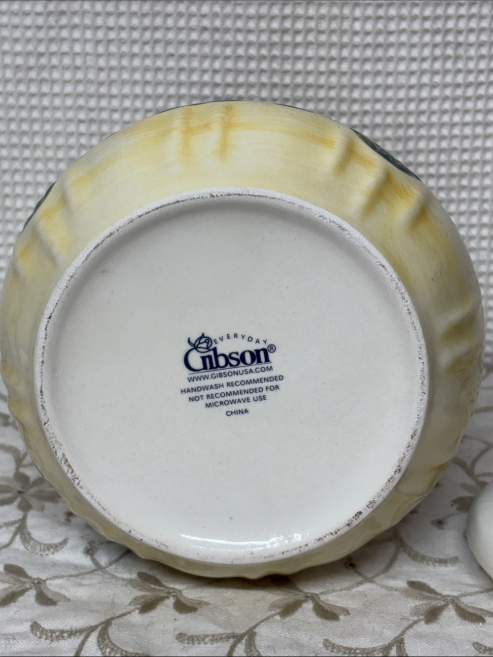 Tuscany ceramic canister with lid - Picture 6 of 9